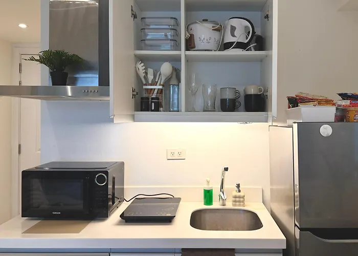 Cozy 1 Bedroom Unit With Balcony Azure Bahamas South Aparthotel