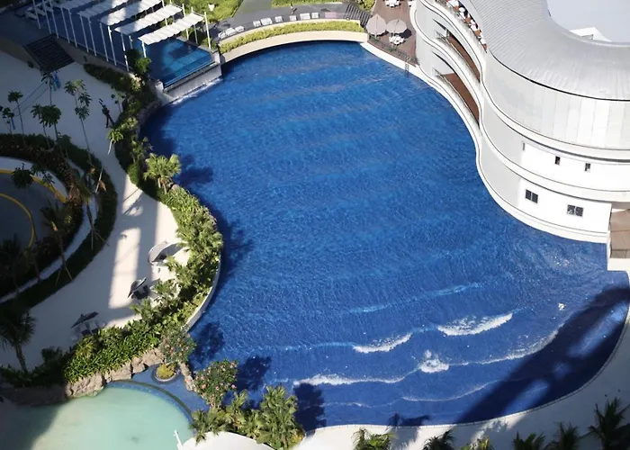 Cozy 1 Bedroom Unit With Balcony Azure Bahamas South Aparthotel